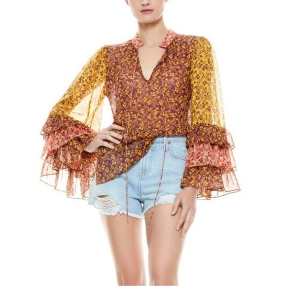 Alice & Olivia Justice Tiered Ruffle Bell Sleeve Blouse Medium NWT - Picture 2 of 6